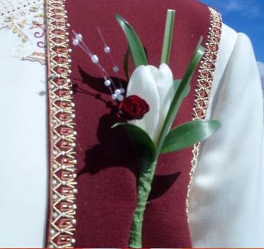 flowers-buttonhole india wedding suit