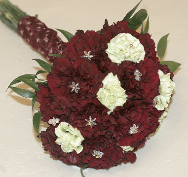 loughborough wedding bouquet red white roses